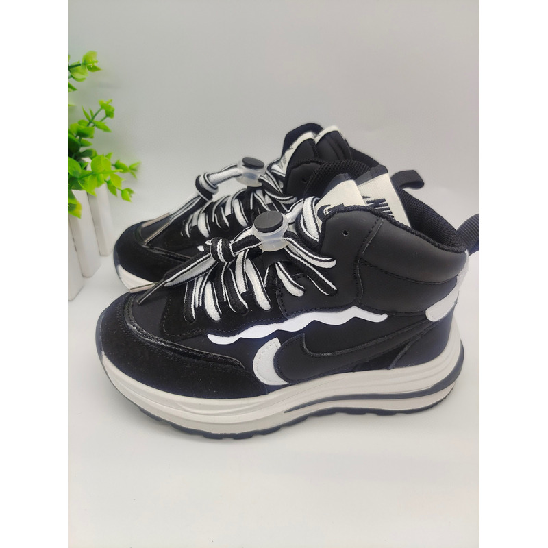 Nike Waffle YWB011 black Sneakers kids