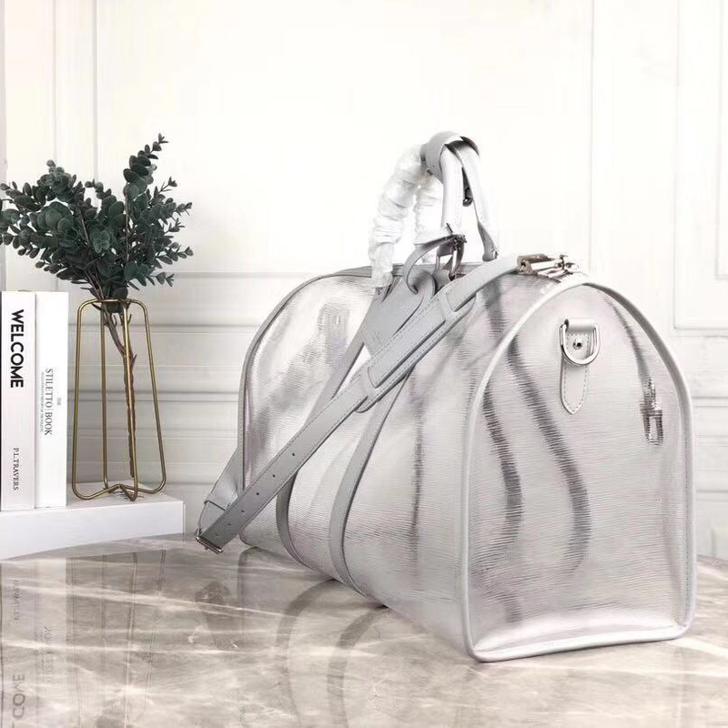 l**is V*t*n keepall bandouliere 50 luggage in silver white