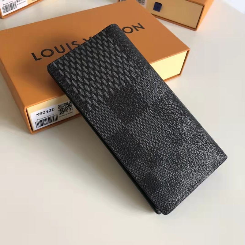 l**is V*t*n black monogram wallet