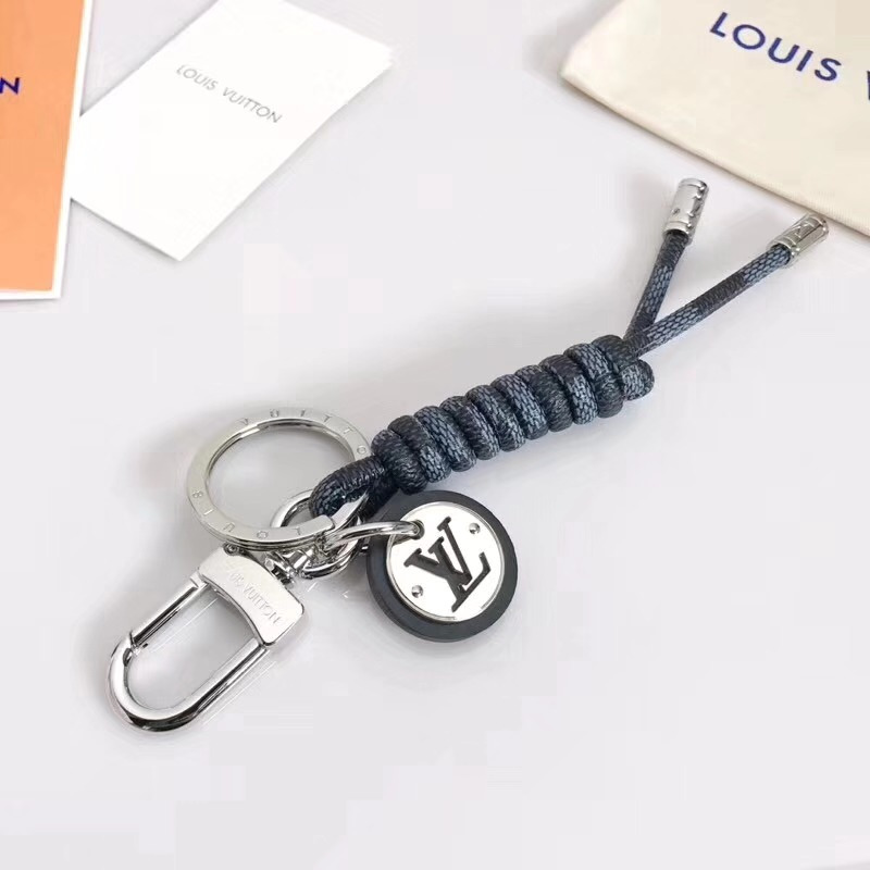 l**is V*t*n keychain