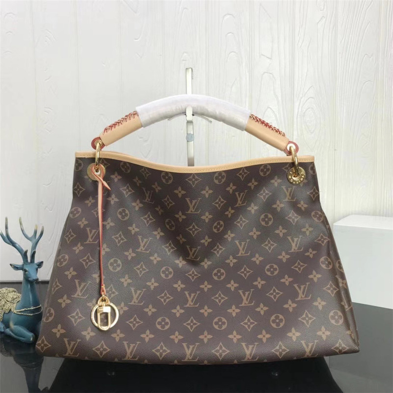 l**is V*t*n monogram handbag in brown