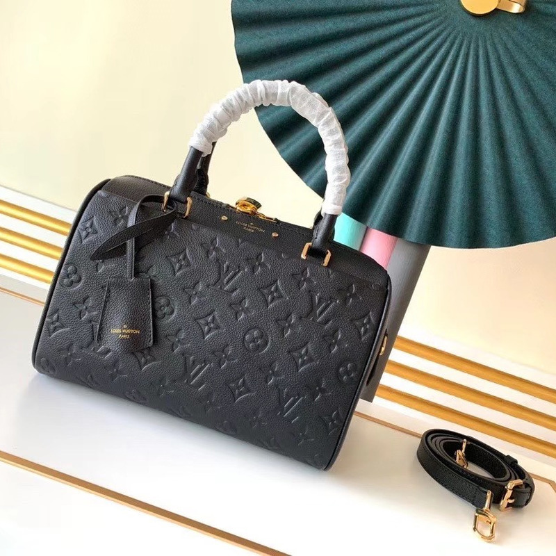 l**is V*t*n black monogram handbag