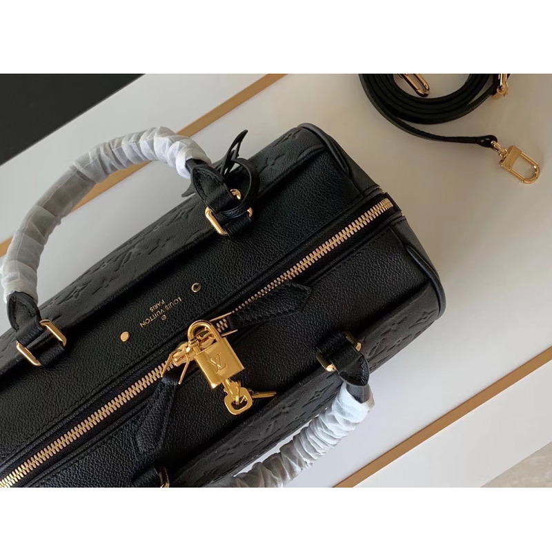 l**is V*t*n black monogram handbag