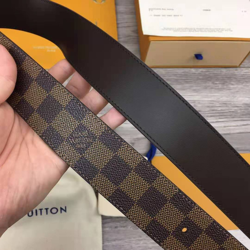 l**is V*t*n initiales damier belt