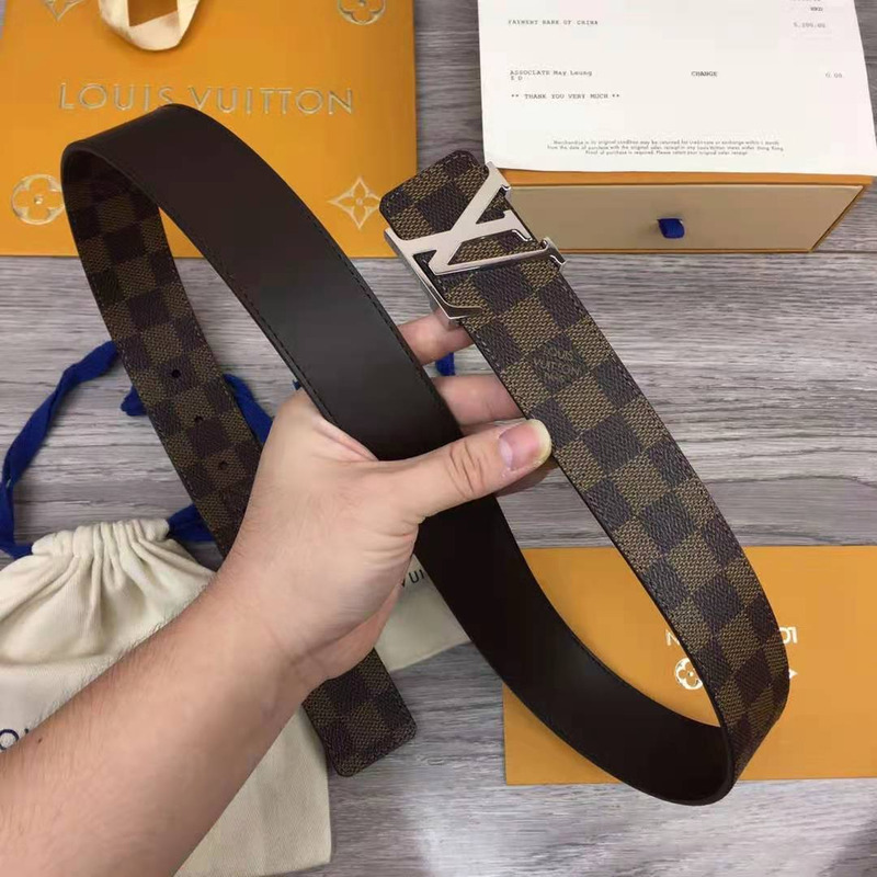 l**is V*t*n initiales damier belt