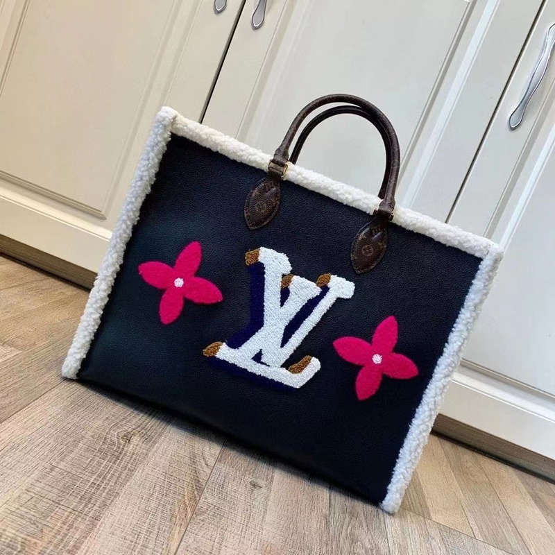 l**is V*t*n fleece monogram handbag