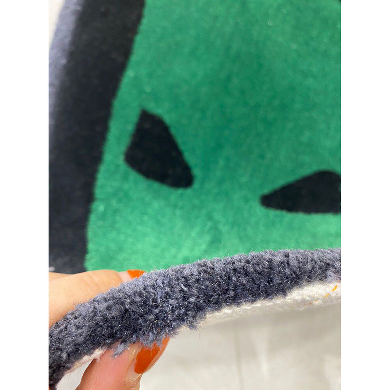 l**is V*t*n nigo lv made turtle carpet