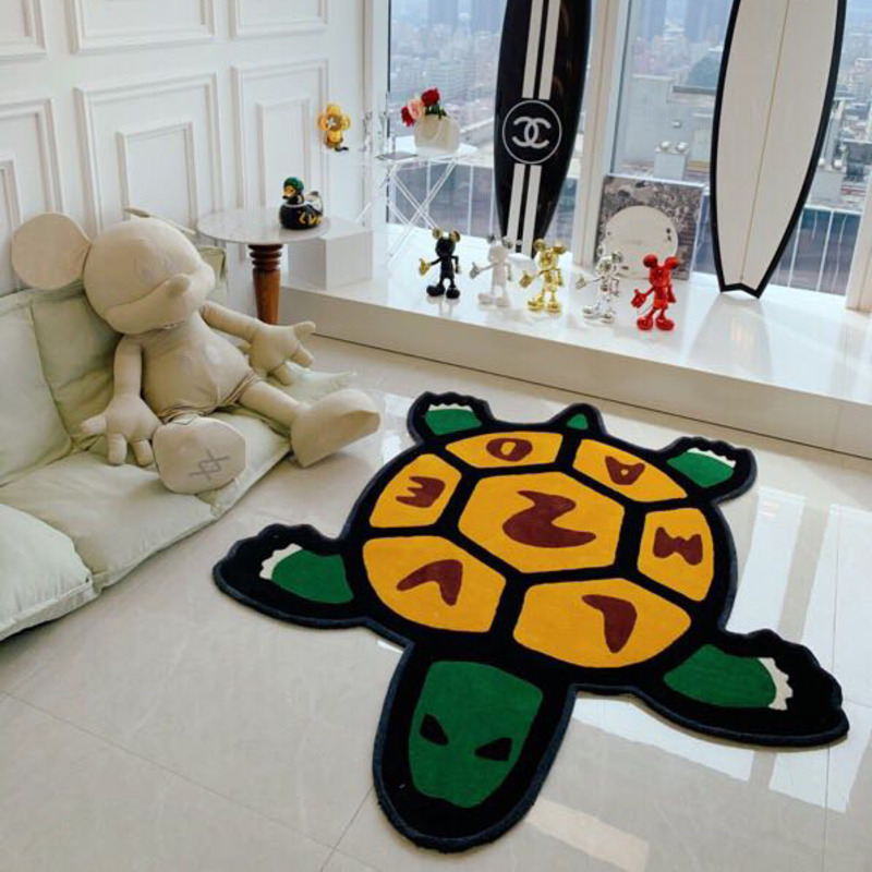 l**is V*t*n nigo lv made turtle carpet