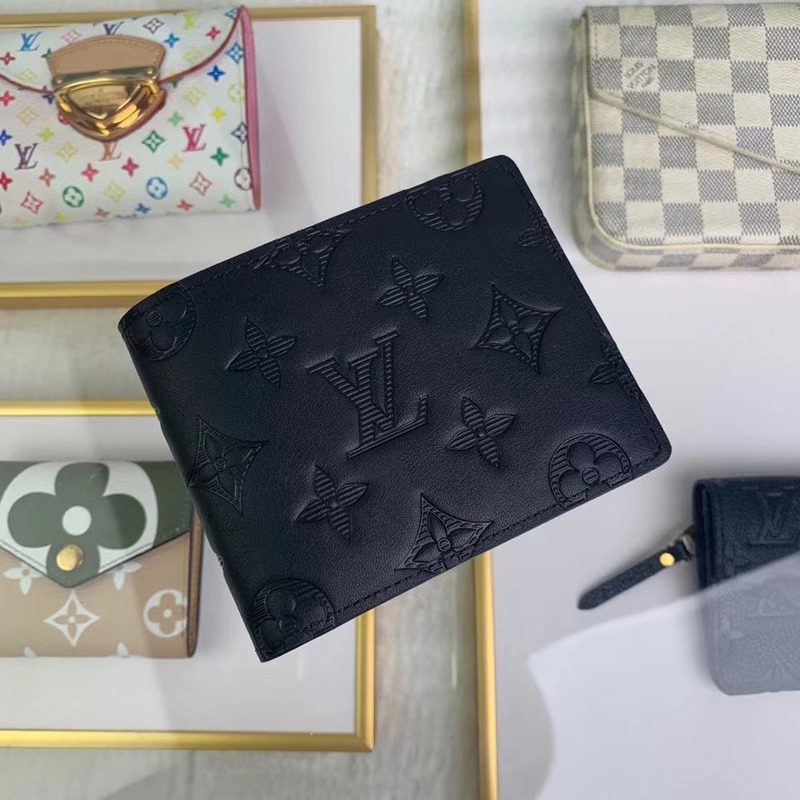 l**is V*t*n monogram black wallet