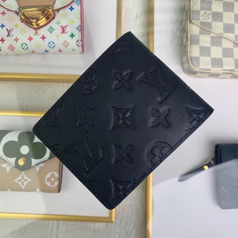 l**is V*t*n monogram black wallet