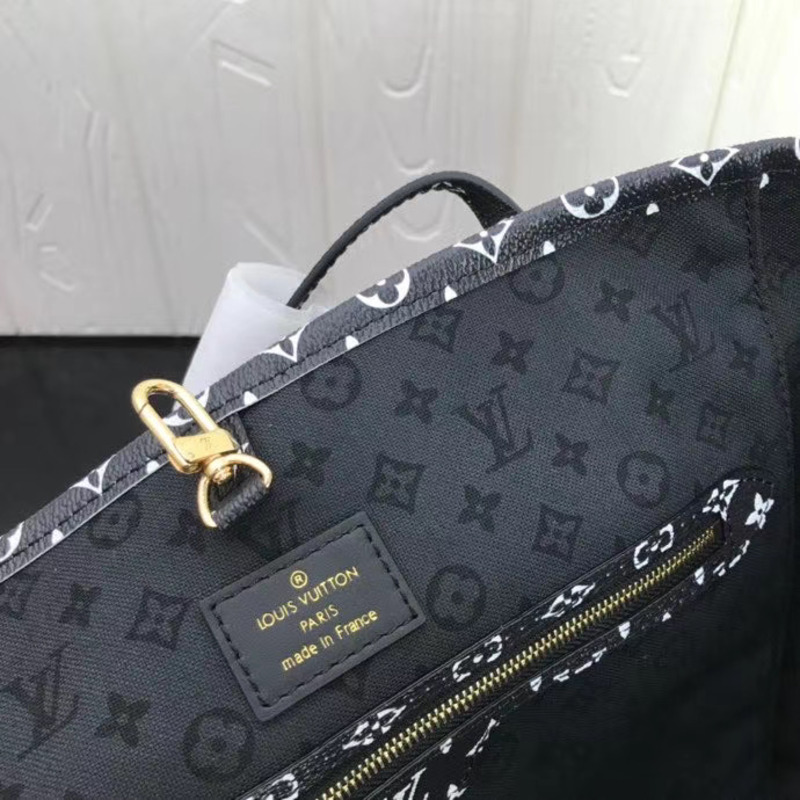 l**is V*t*n monogram handbag