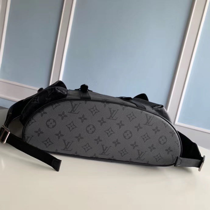 l**is V*t*n monogram backpack