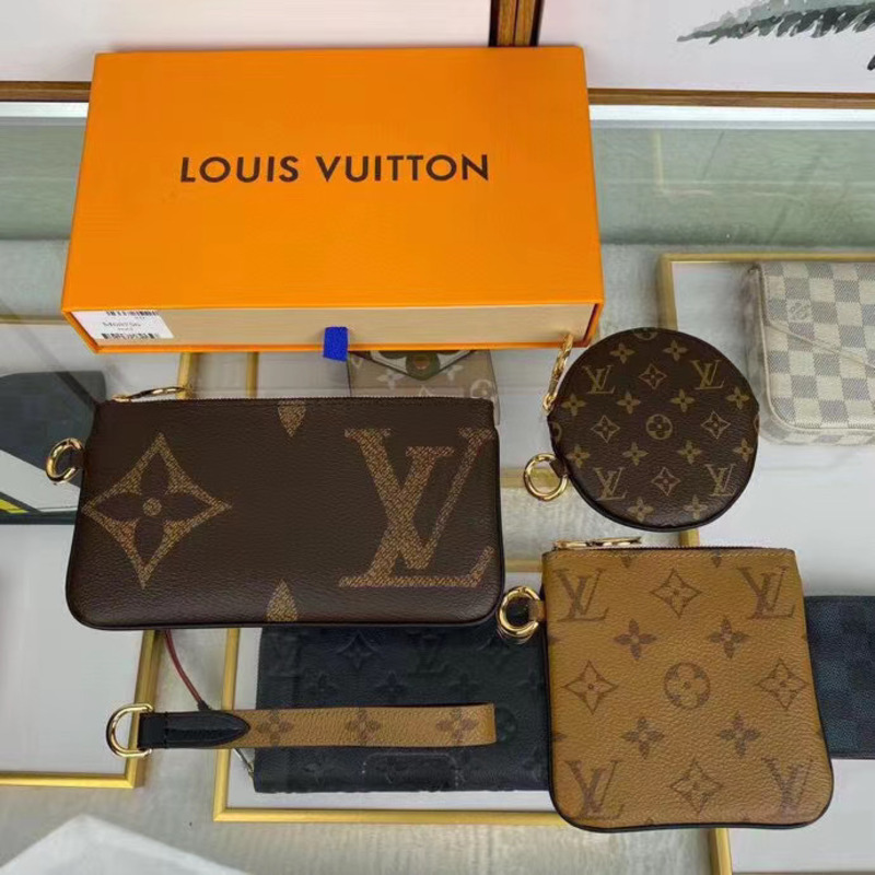 L**is vuittion monogram trio pouch handbag