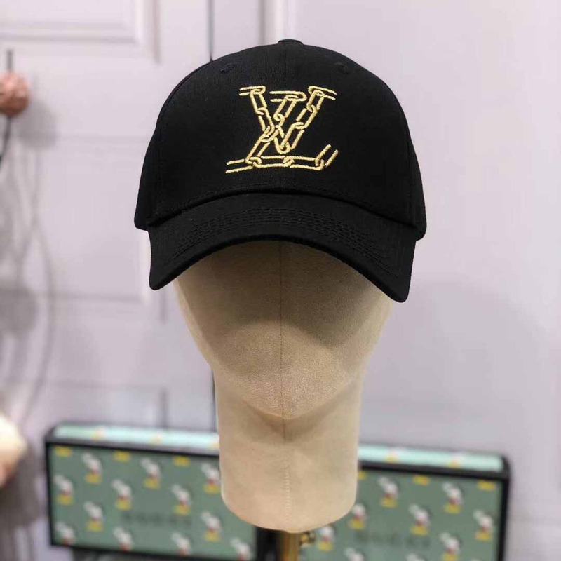 l**is V*t*n chain cap