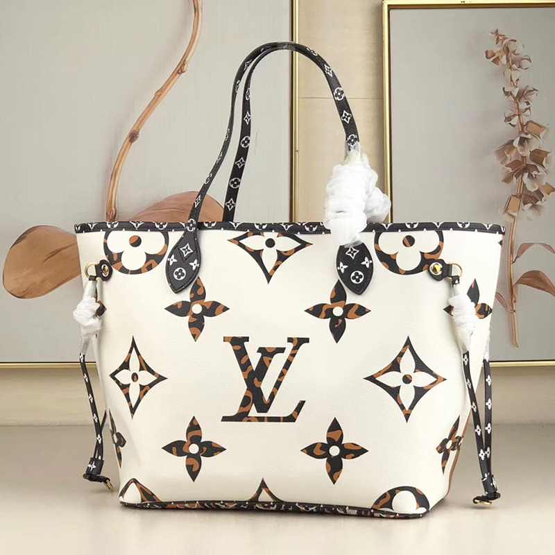 l**is V*t*n monogram handbag women