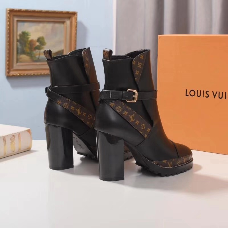 l**is V*t*n star trail ankle boot