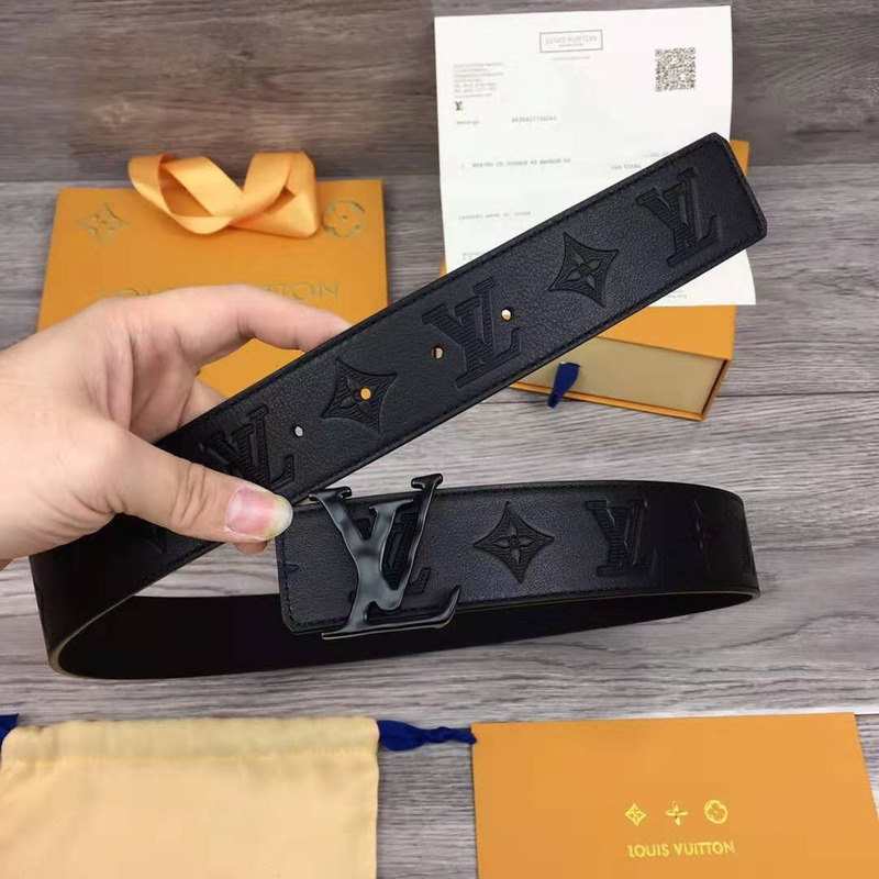 l**is V*t*n monogram black leather belt