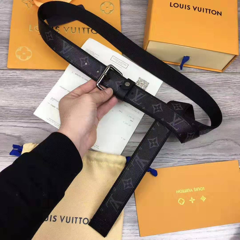 l**is V*t*n signature extra long 35mm belt