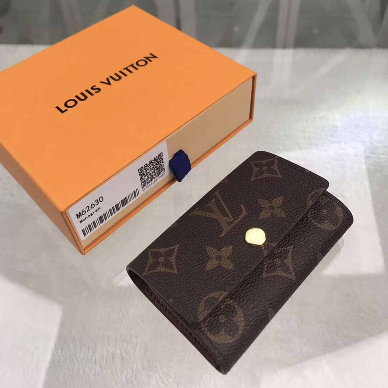 l**is V*t*n monogram multiple wallet