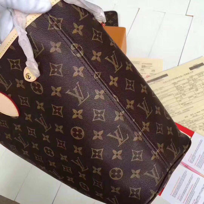 l**is V*t*n neverfull mm monogram handbag