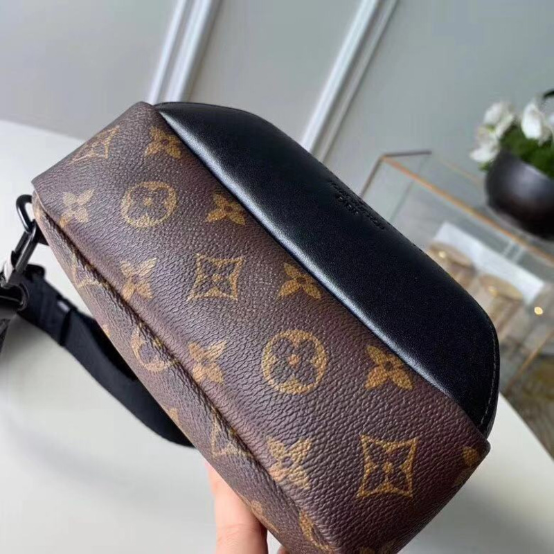 l**is V*t*n brown monogram avenue sling bag