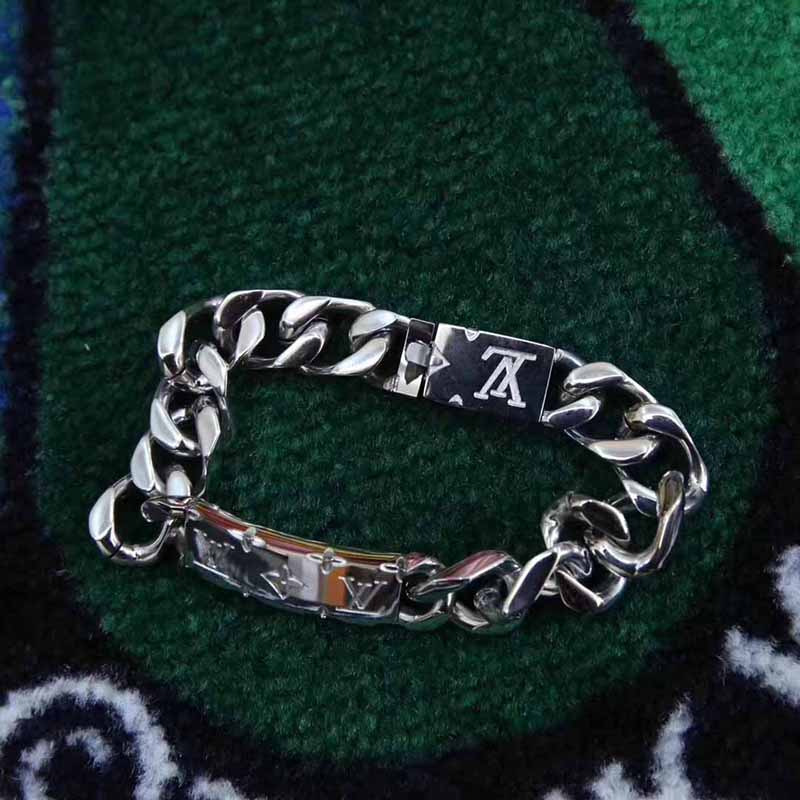 l**is V*t*n silver carved monogram bracelet