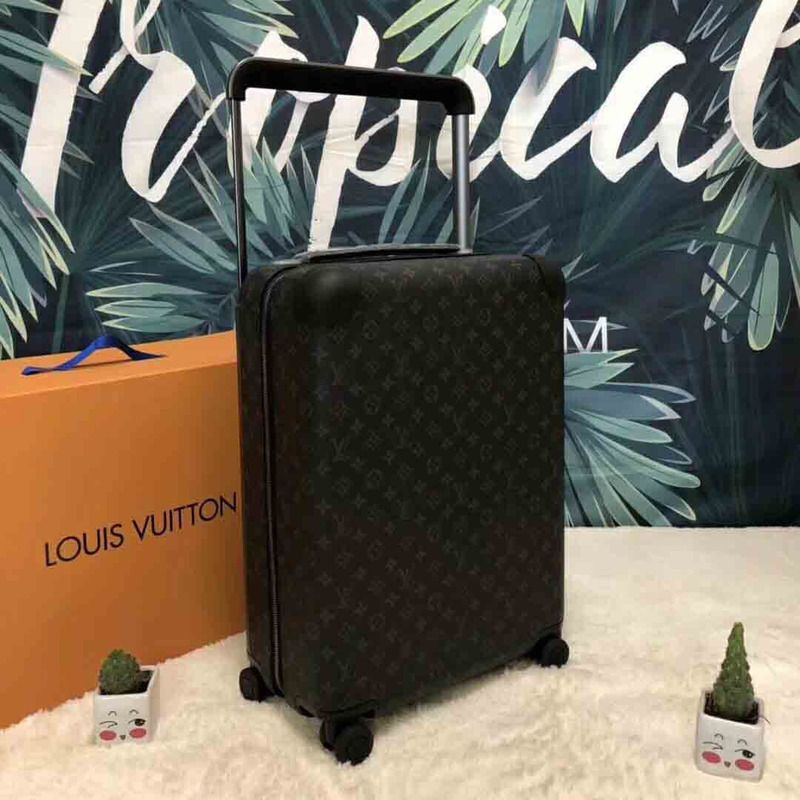 l**is V*t*n black monogram luggage