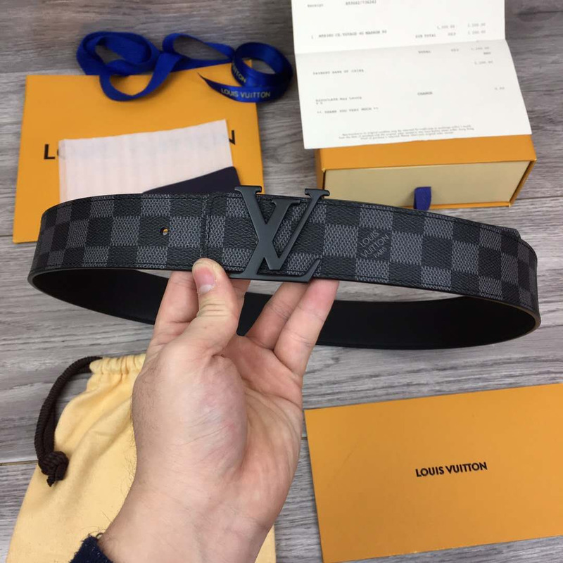 l**is V*t*n damier belt in black