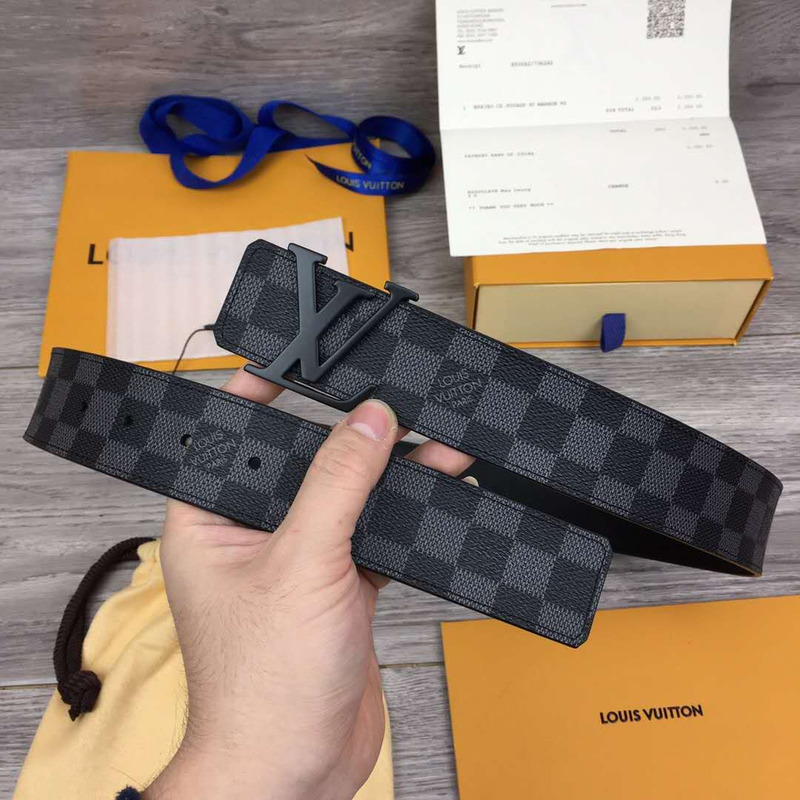 l**is V*t*n damier belt in black