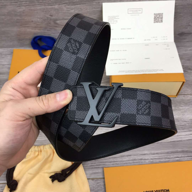 l**is V*t*n damier belt in black