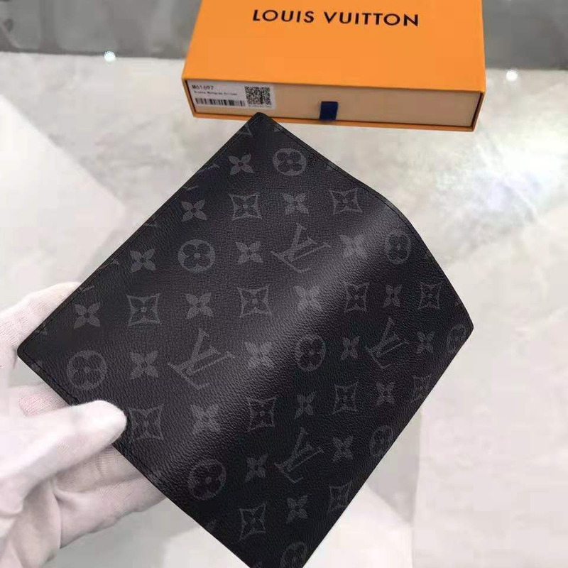 l**is V*t*n brazza wallet