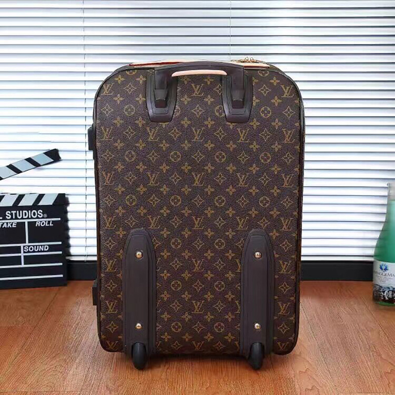 l**is V*t*n monogram luggage