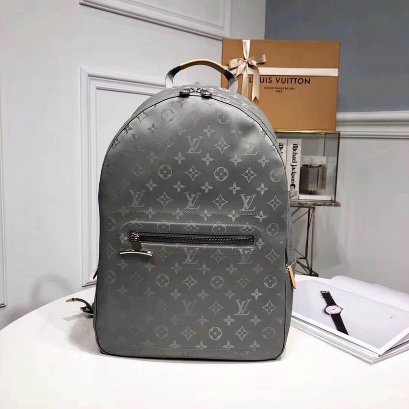 l**is V*t*n backpack pm m43882 in monogram titanium