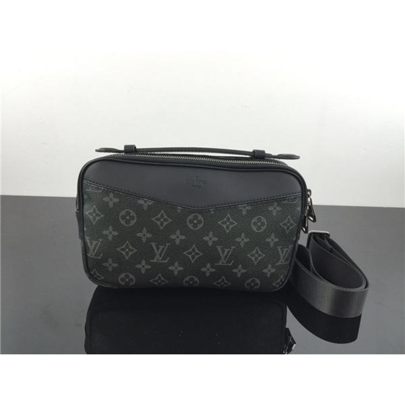 l**is V*t*n black monogram bumbag explorer