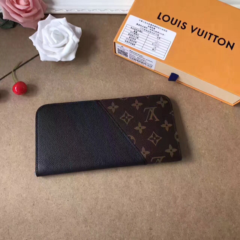 l**is V*t*n long wallet