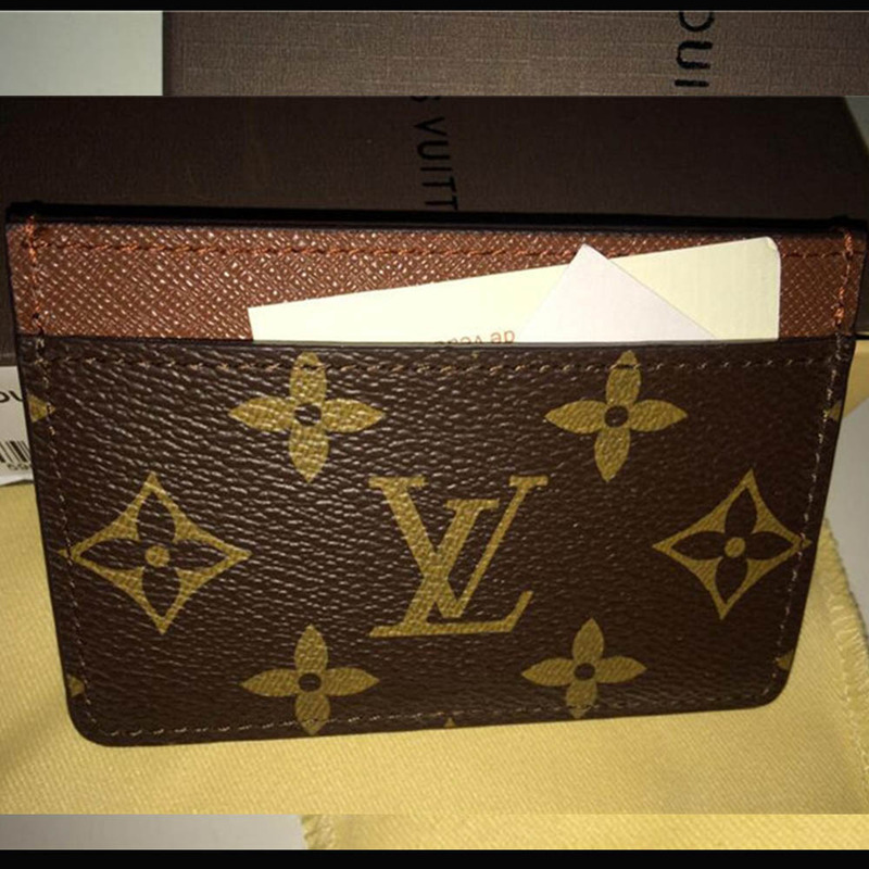 l**is V*t*n monogram card holder