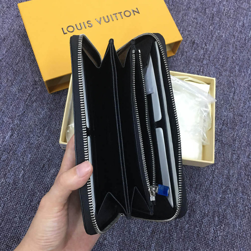 l**is V*t*n black monogram wallet