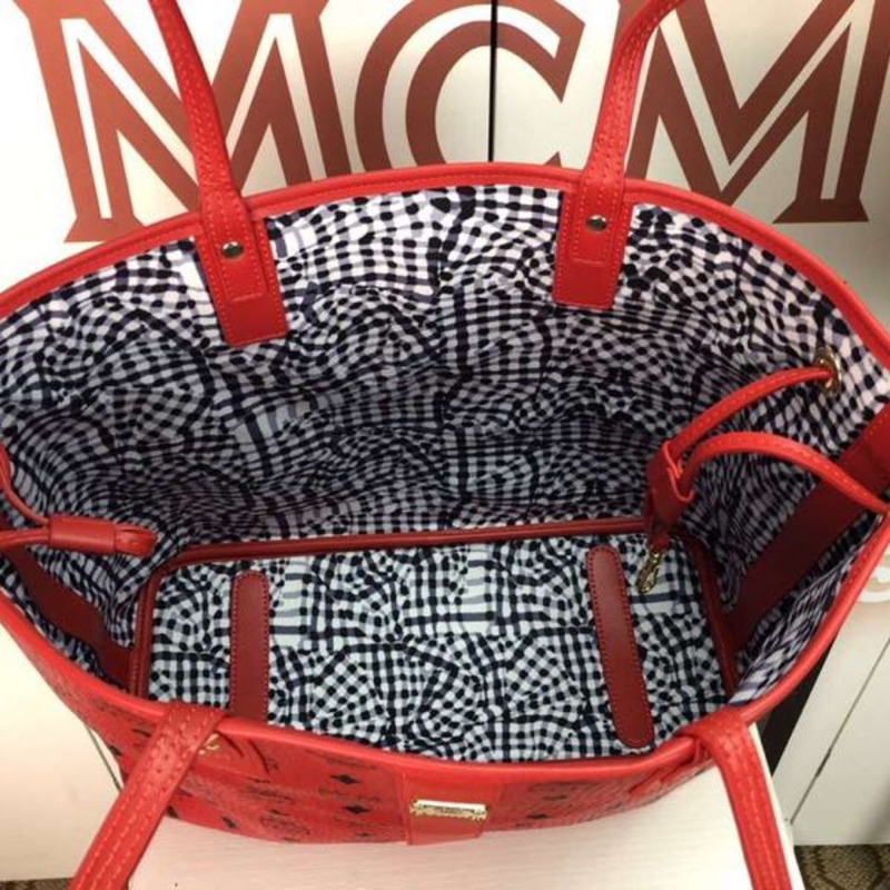 MCM mother bag red