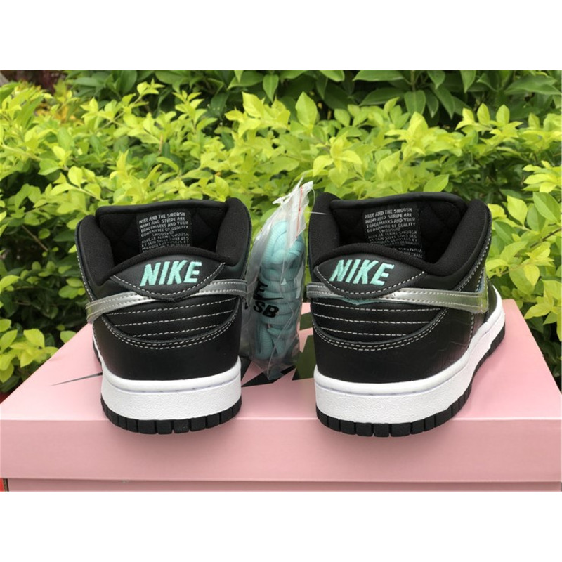 Diamond x Nike SB Dunk Low "Black" BV1310 001 Sneakers Men Women