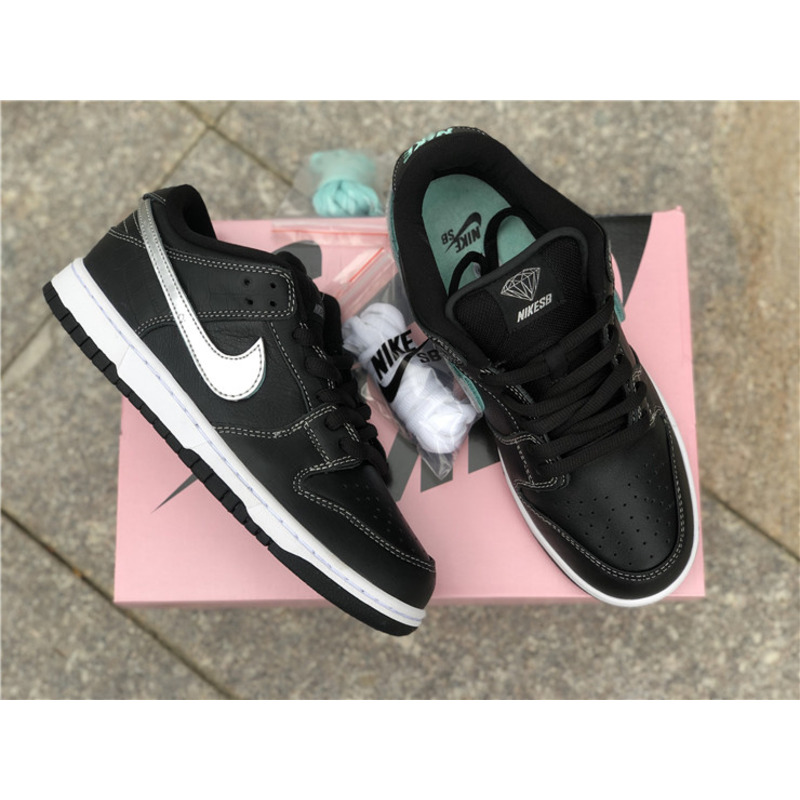 Diamond x Nike SB Dunk Low "Black" BV1310 001 Sneakers Men Women