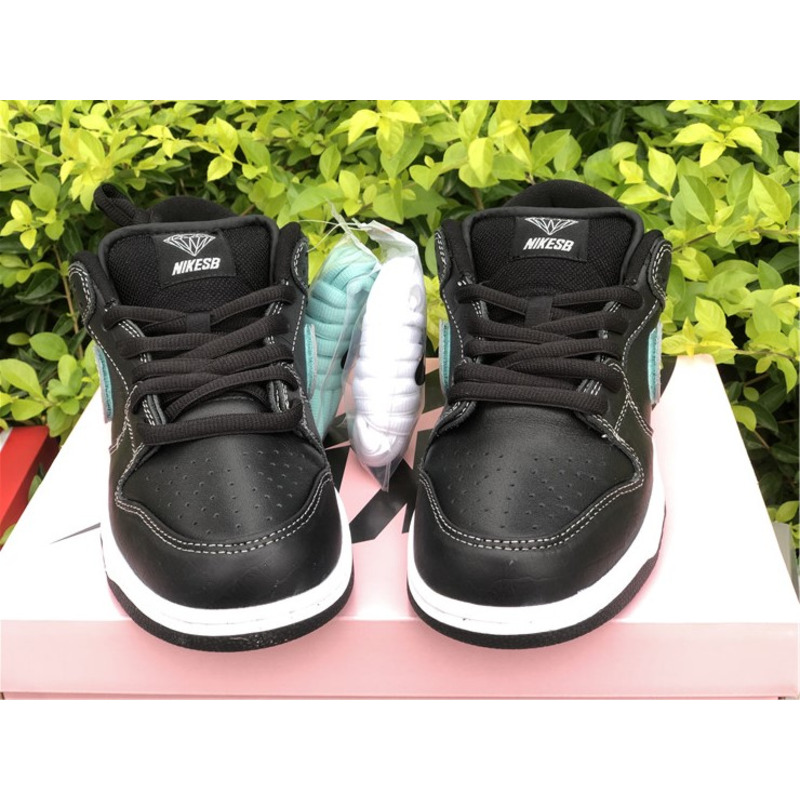 Diamond x Nike SB Dunk Low "Black" BV1310 001 Sneakers Men Women