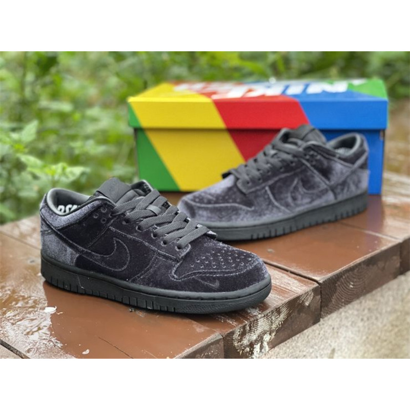 Dover Street Market x Nike Dunk Low "Triple Black" DH2686 002 Sneakers Men Women