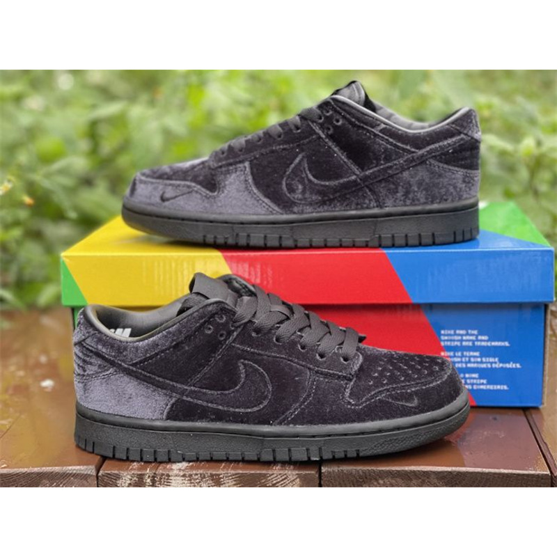 Dover Street Market x Nike Dunk Low "Triple Black" DH2686 002 Sneakers Men Women