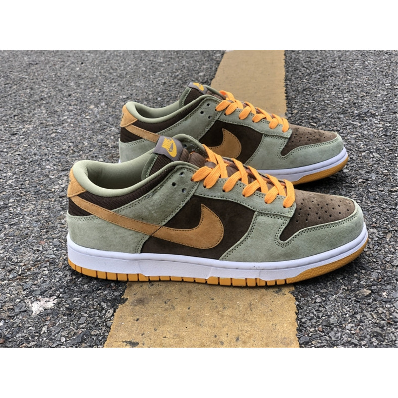 Dunk Low Dusty Olive DH5360 300 Sneakers Men Women