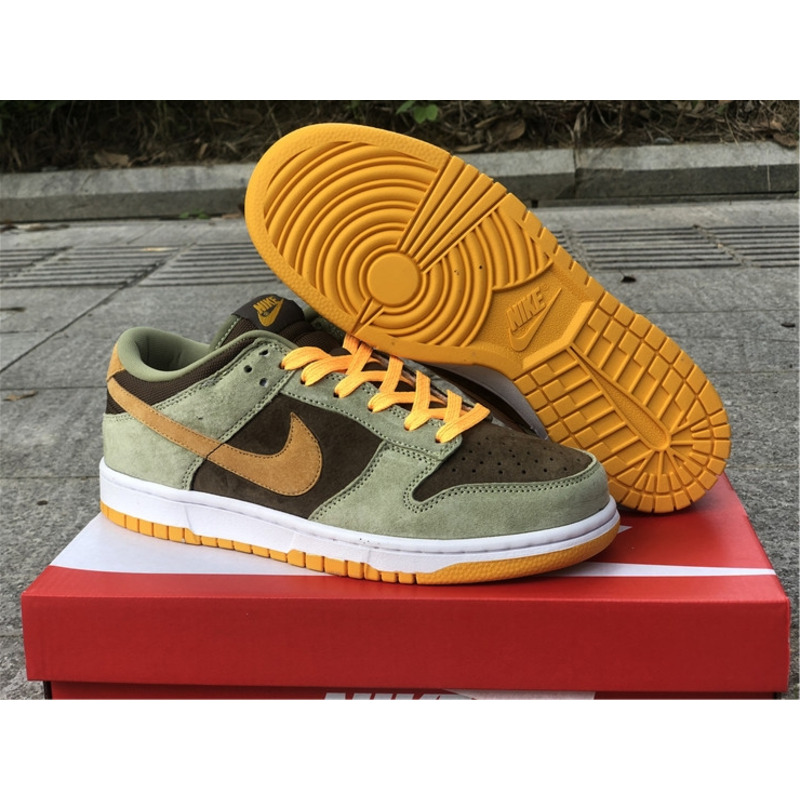 Dunk Low Dusty Olive DH5360 300 Sneakers Men Women