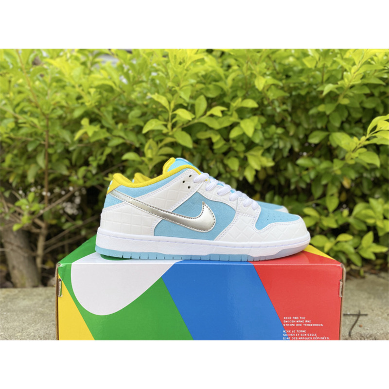 FTC x Nike SB Dunk Low DH7687 400 Sneakers Men Women