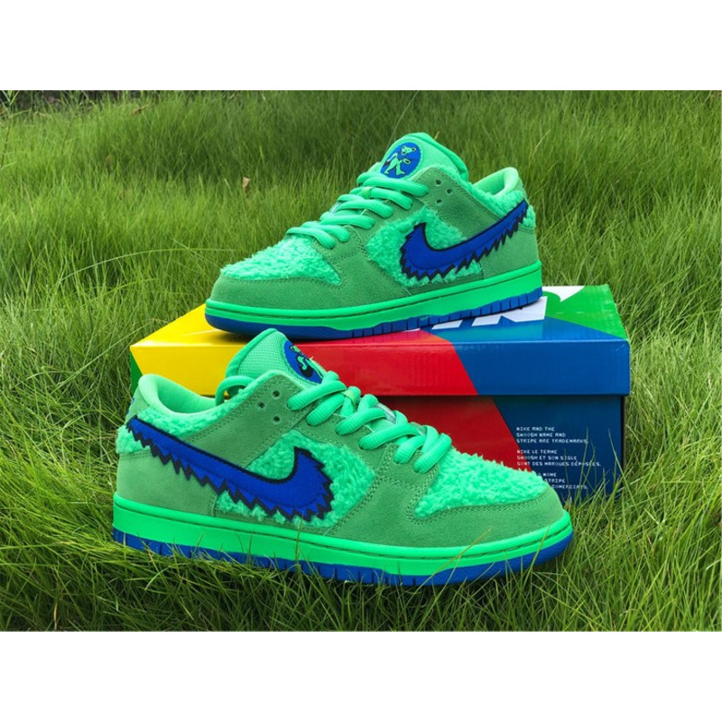 Grateful Dead x Nike SB Dunk Low CJ5378 300 Sneakers Men Women