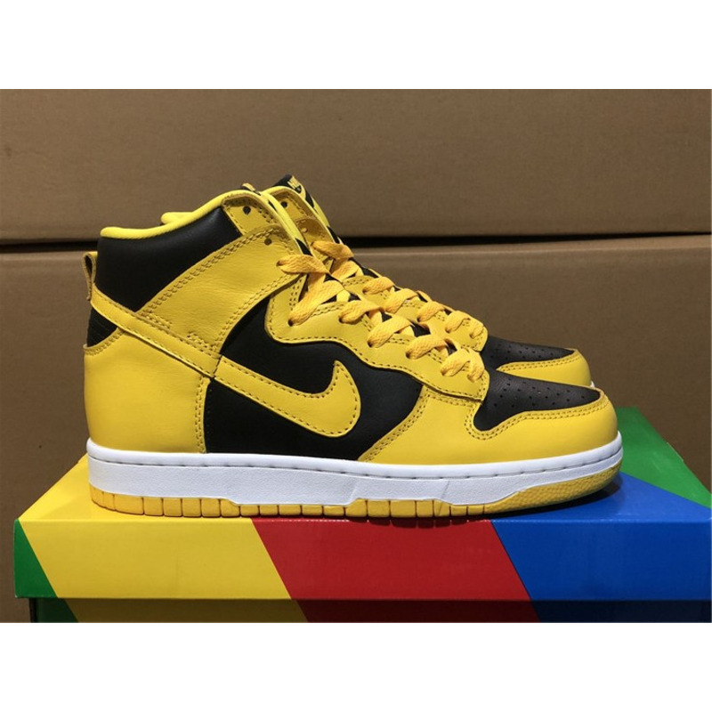 Nike Dunk High SP CZ8149 002 Sneakers Men Women