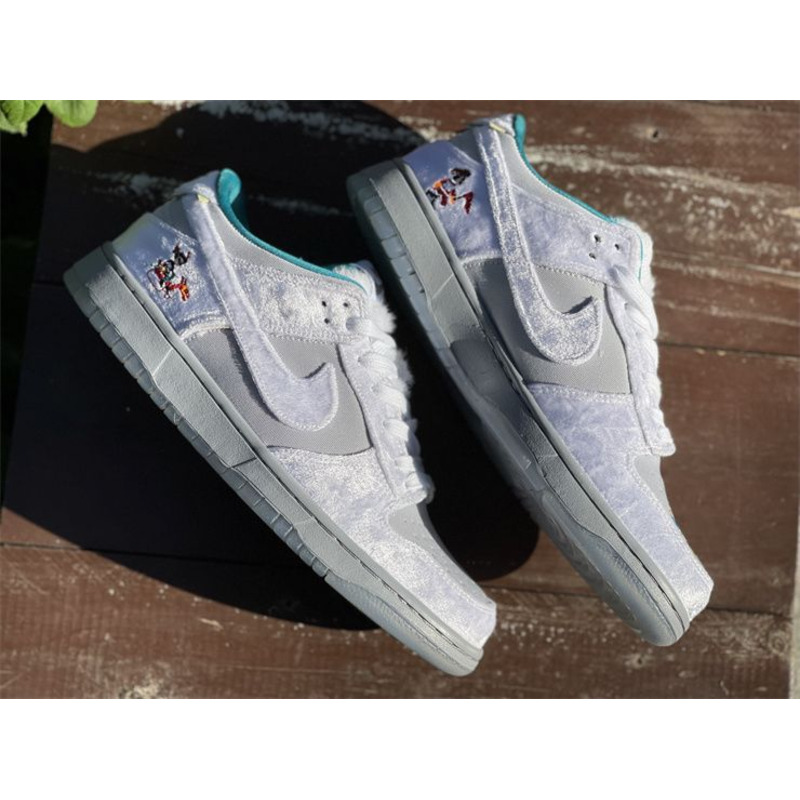 Nike Dunk Low "Ice" DO2326 001 Sneakers Men Women