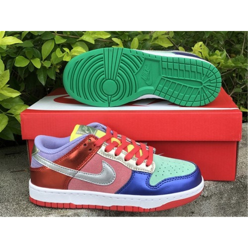 Nike Dunk Low SE DN0855 600 Sneakers Women